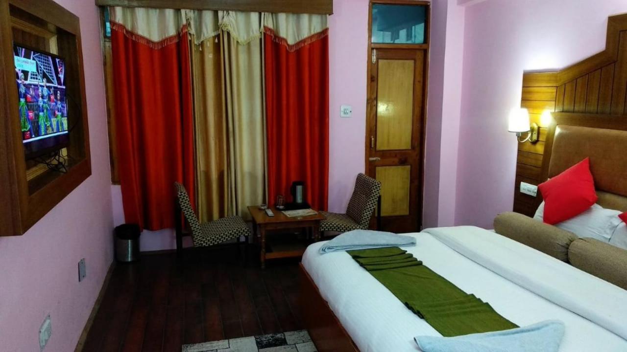 Dormico'S Hotel Snowbird Manāli Eksteriør bilde